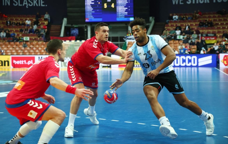 Mundial de Handball 2023: Los Gladiadores no pudieron con Serbia en la segunda fecha del Main Round