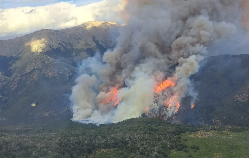 Incendio forestal en El Bolsón