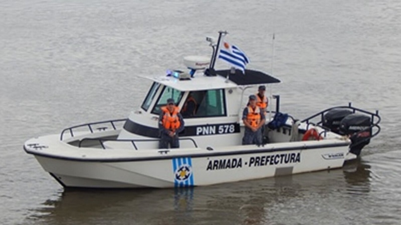 Buscan a un argentino de 80 años que desapareció tras tirarse al Río de la Plata