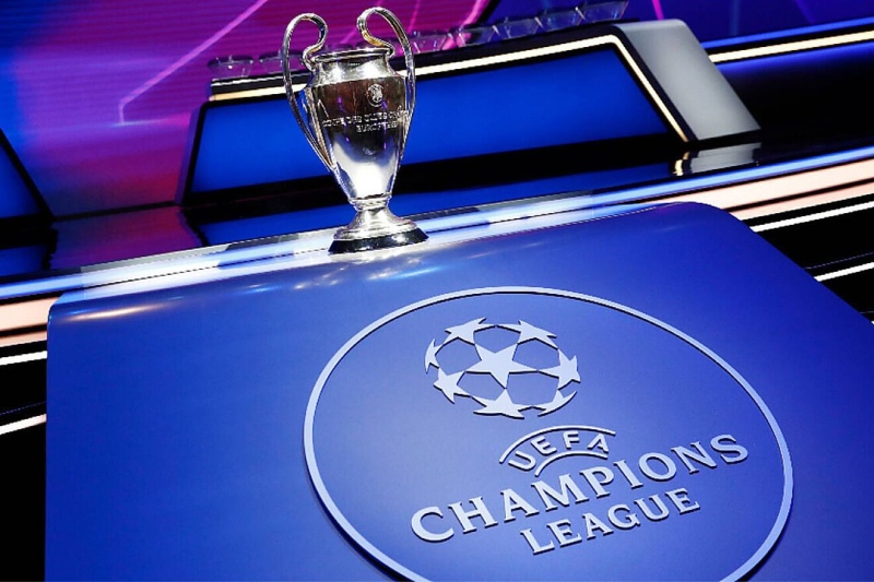 Real Madrid y Napoli se clasificaron a los cuartos de final de la Champions League