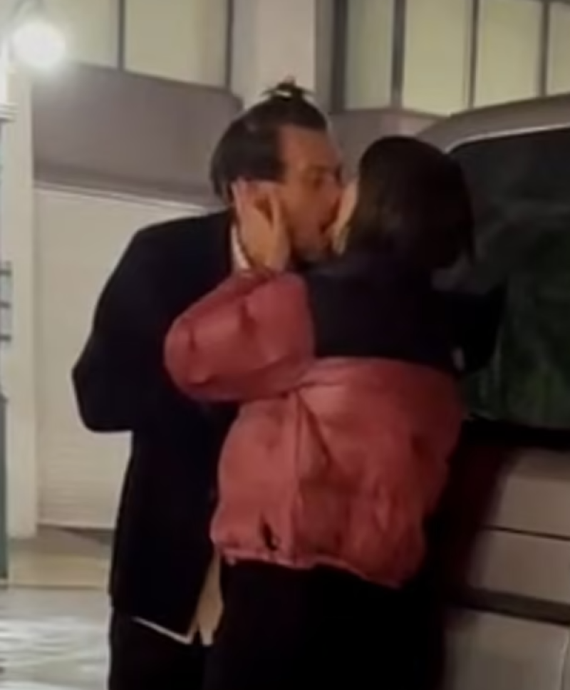 Harry Styles y Emily Ratajkowski fueron vistos a los besos en Tokio