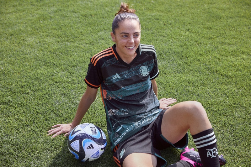 ¿Cuánto vale la nueva camiseta alternativa de la Selección Argentina femenina?