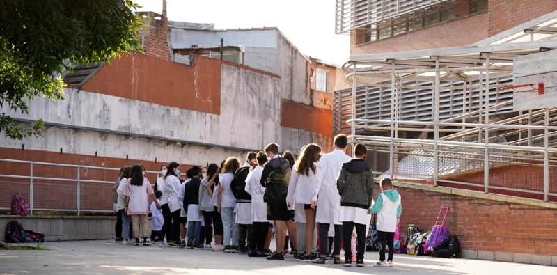 Sin plan social: el gobierno porteño castigó a 1.445 familias por no mandar a sus hijos a la escuela