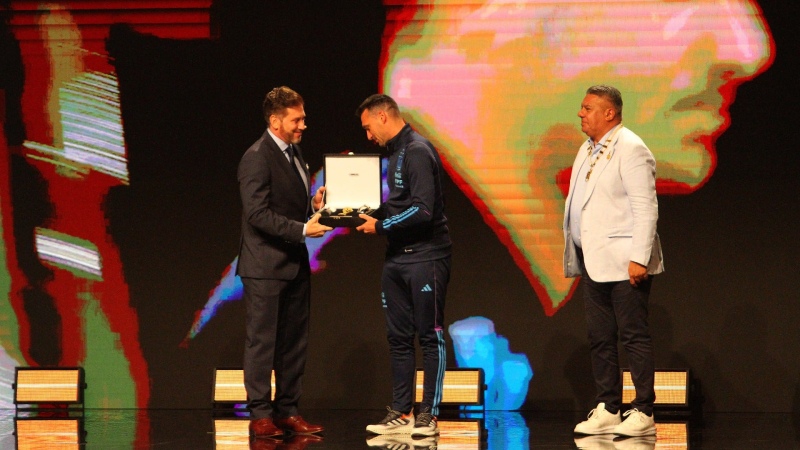 La CONMEBOL homenajeó a la Selección Argentina