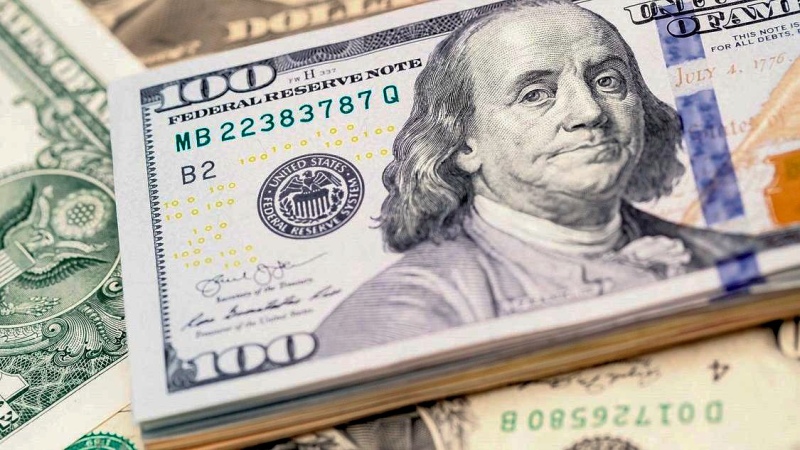 El dólar blue cerró a $462