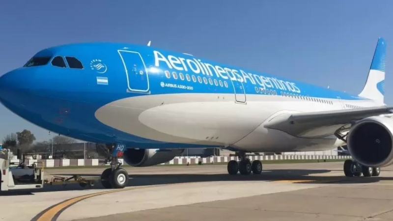 Aerolíneas Argentinas redujo su déficit en un 43%