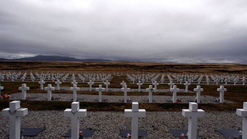 Reino Unido demora la identificación de soldados argentinos caídos en la Guerra de Malvinas