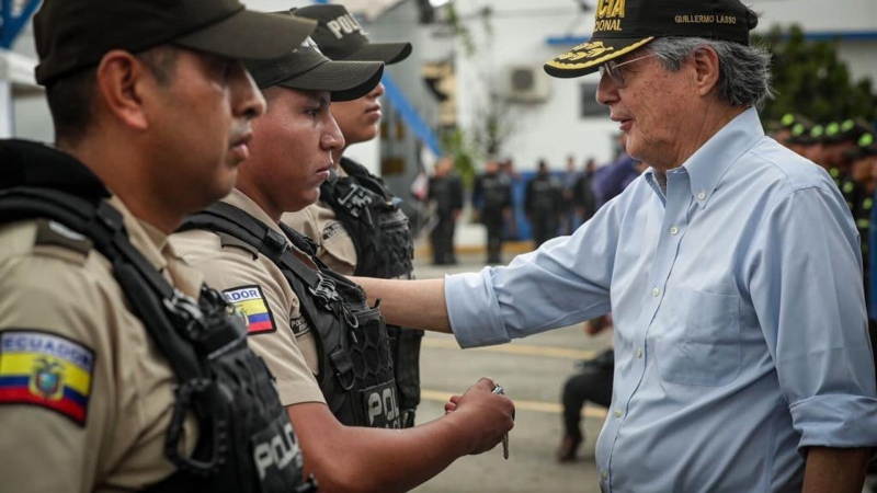 Autorizaron la tenencia y portación de armas en Ecuador