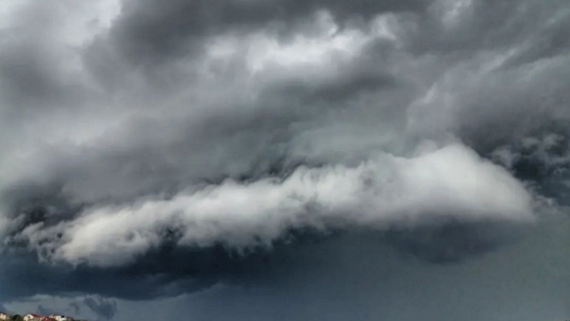 Turquía: una extraña nube negra apagó al sol y convirtió al día en noche