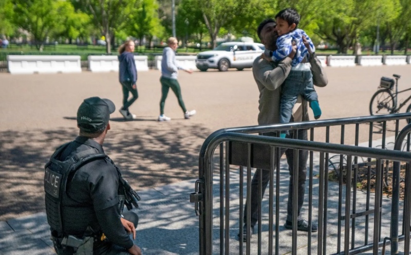 Un nene se coló en la Casa Blanca