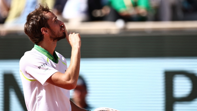 Roland Garros: Daniil Medvedev, Nro. 2 del mundo, fue eliminado en primera ronda y se picó con el público