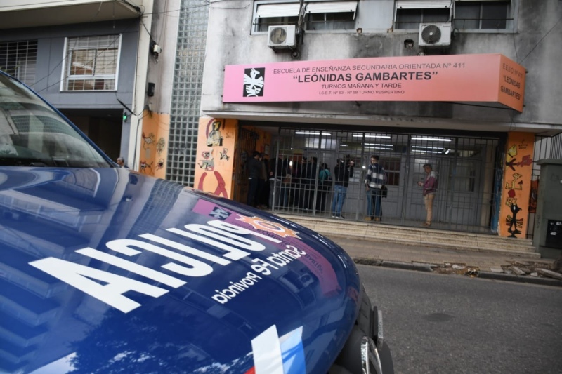 Rosario: en medio de asesinatos y amenazas, suspendieron las clases en dos escuelas