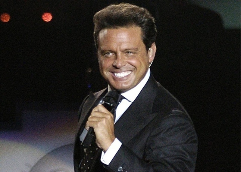 Por entradas agotadas, Luis Miguel suma 3 nuevas fechas!