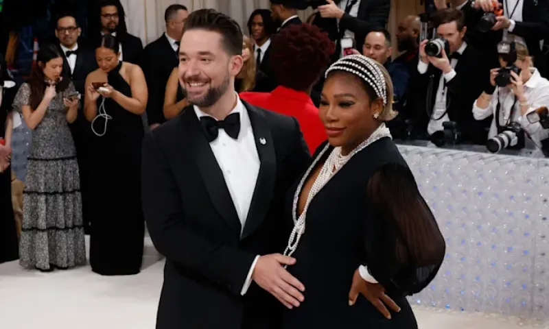 Serena Williams anunció su embarazo en la MET Gala 2023