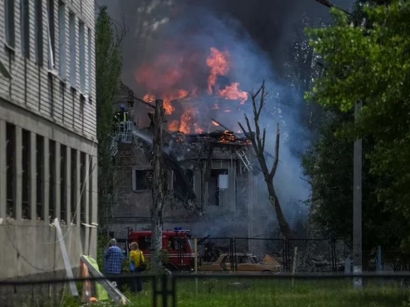 Rusia bombardeó una clínica ucraniana: dos muertos y 23 heridos