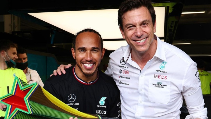 ”No hay nada entre Hamilton y Ferrari”: Toto Wolff desmintió los rumores