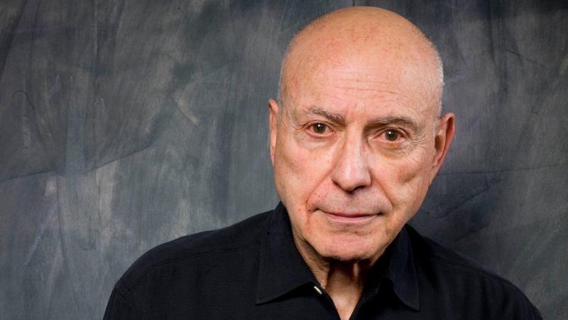 Murió el actor Alan Arkin