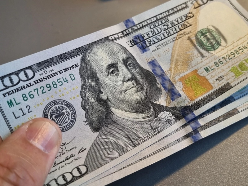 El dólar blue pegó un salto de $8 y casi se acerca a su máximo histórico