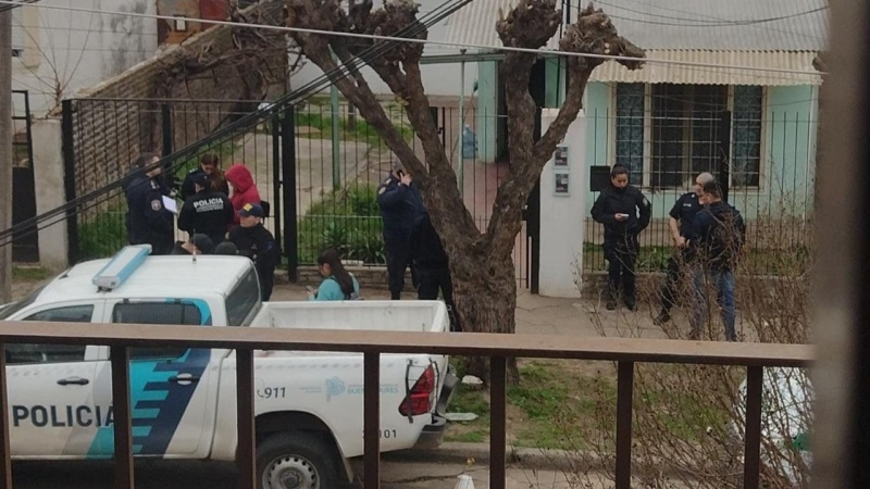 Mató a su esposa delante de su hijo y después se suicidó