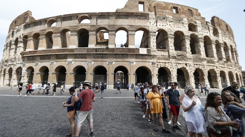 Nuevo vandalismo en el Coliseo Romano