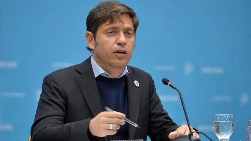 Axel Kicillof ofrece un aumento del 45% a los docentes y estatales, a un mes de las PASO