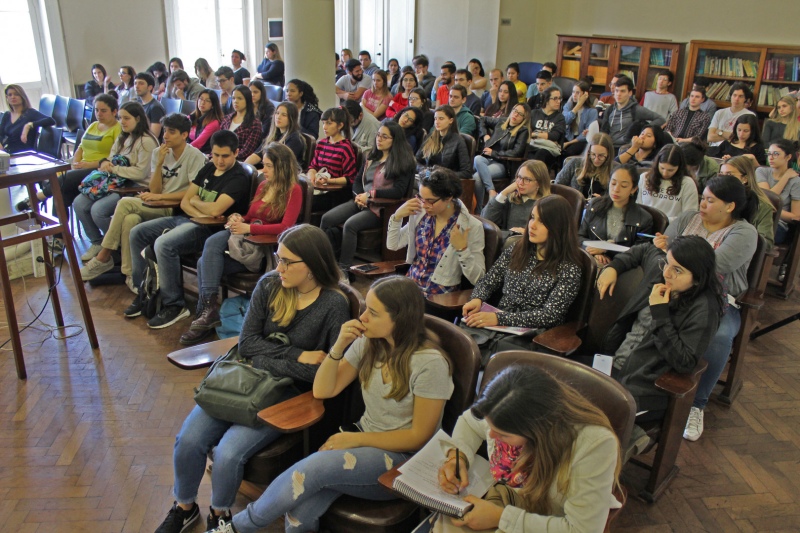 Sólo el 29% de los estudiantes universitarios egresan en el tiempo previsto