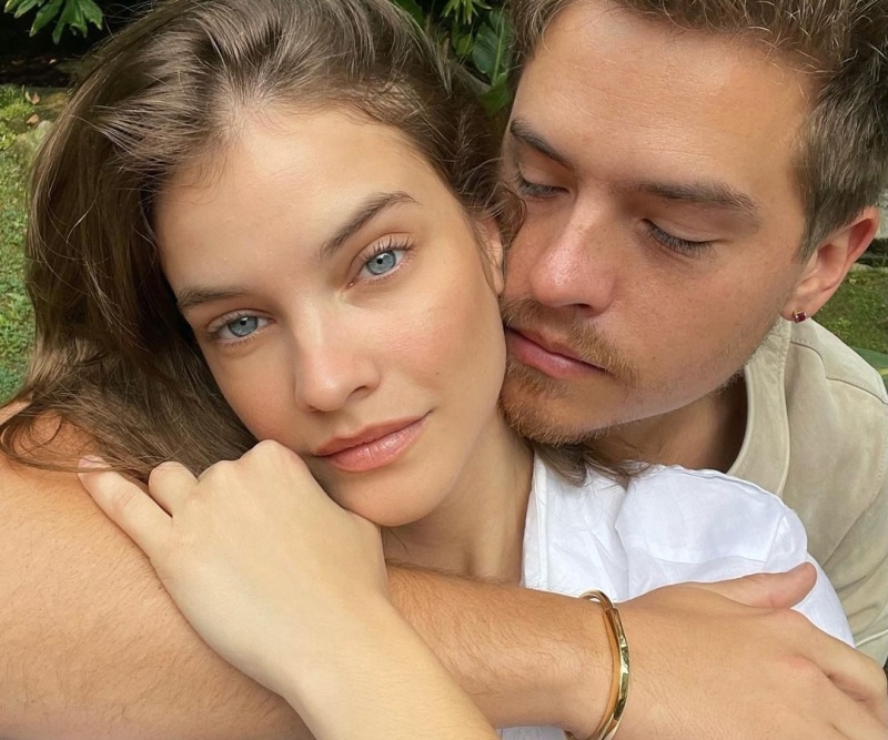 Dylan Sprouse y Barbara Palvin se casaron!