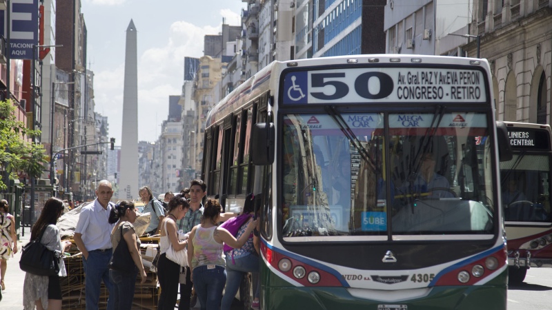 ¿Cuánto aumenta el transporte público en septiembre?