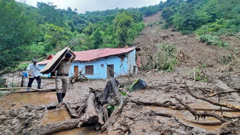 India: ya son 49 los muertos por las lluvias torrenciales