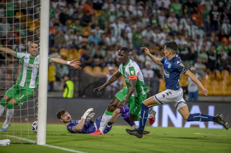 Hoy juegan Racing y Atlético Nacional por la Libertadores: horario y formaciones