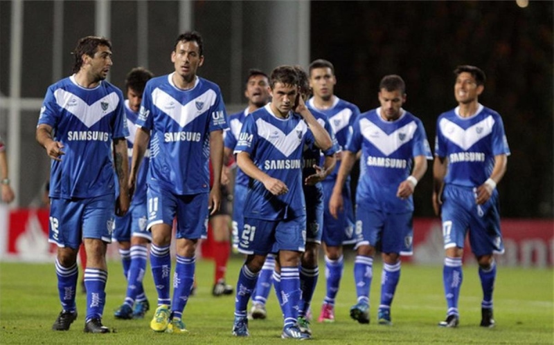 Por los los hechos de violencia, Vélez hará su pretemporada en Córdoba