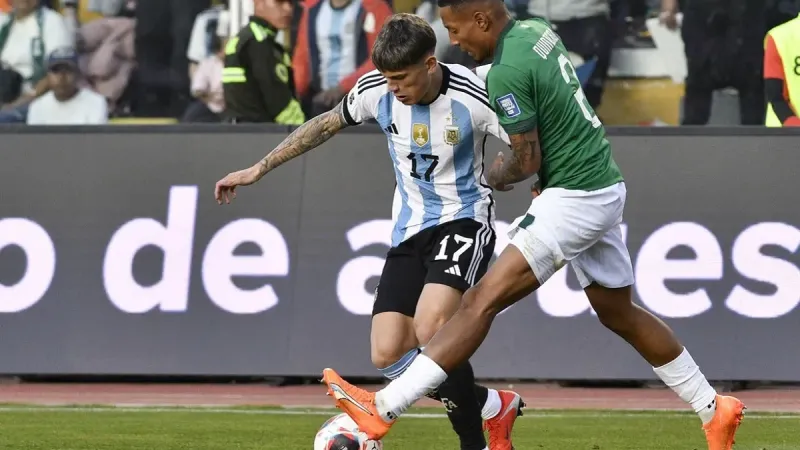 Garnacho debutó oficialmente con la Selección Argentina y ya no podrá jugar para otra selección