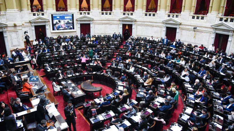 Reducción de la jornada laboral: Diputados debate el proyecto de ley