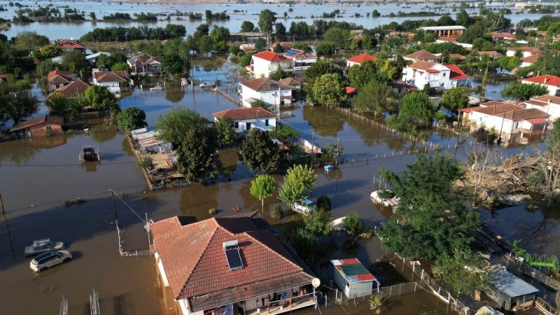 Grecia: 15 muertos y cinco desaparecidos por las tremendas inundaciones