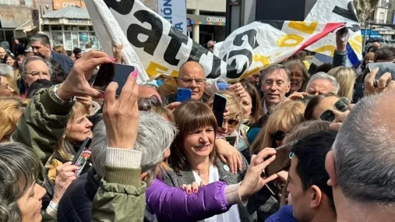 Bullrich: ”Tendremos una ley para impedir que cualquier funcionario pueda bloquear las exportaciones”