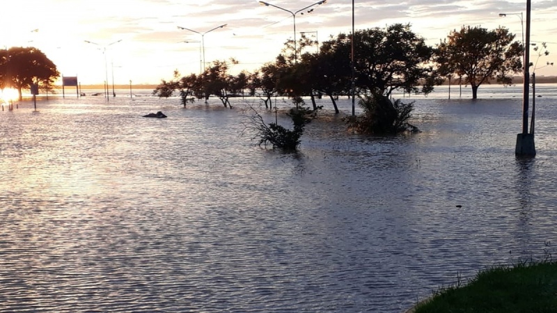 Corrientes: Más de 500 evacuados por la crecida del río Uruguay