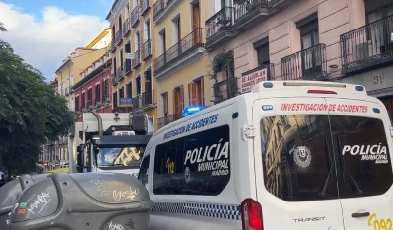 Un camión de basura atropelló y mató a un hombre en el centro de Madrid