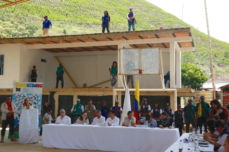Colombia: El Gobierno reanuda el diálogo con la disidencia de las FARC