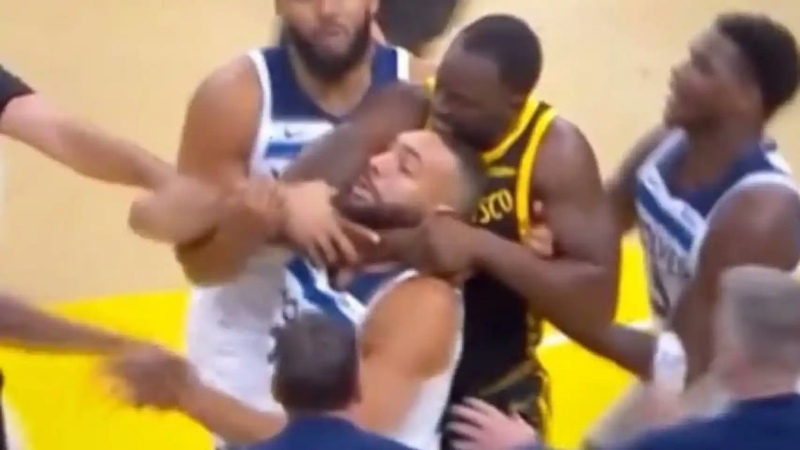 Video: Draymond Green ahorcó a un jugador y desató un escándalo en la NBA