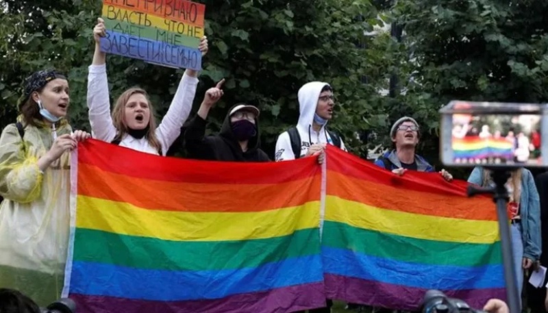 Rusia declara que la comunidad LGBT es una ”organización extremista”