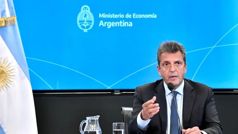 Massa sigue a cargo del Ministerio de Economía y designa un equipo para el proceso de transición