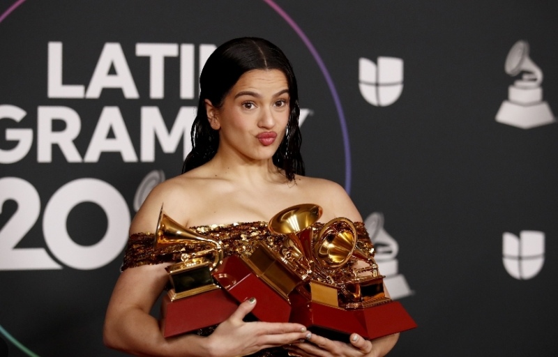 Latin Grammy 2023: te mostramos los tremendos looks!