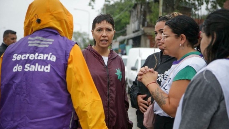 ”Forros”: Mayra Mendoza, intendenta de Quilmes, se peleó en vivo con un periodista tras las inundaciones