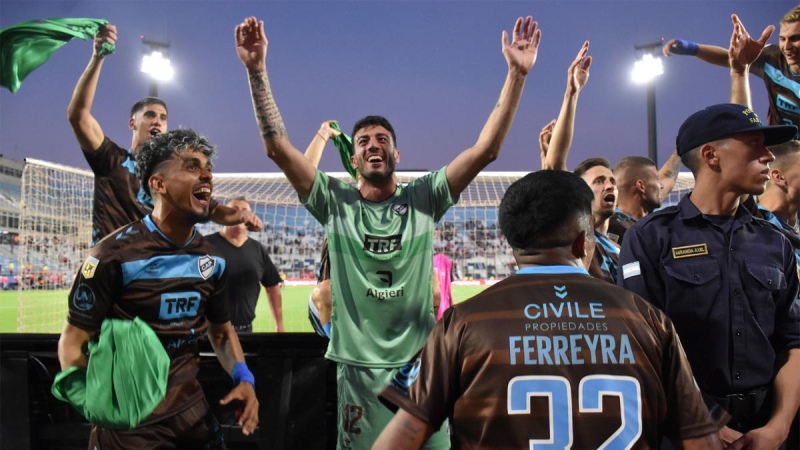 Platense y Godoy Cruz son los primeros semifinalistas de La Copa de La Liga
