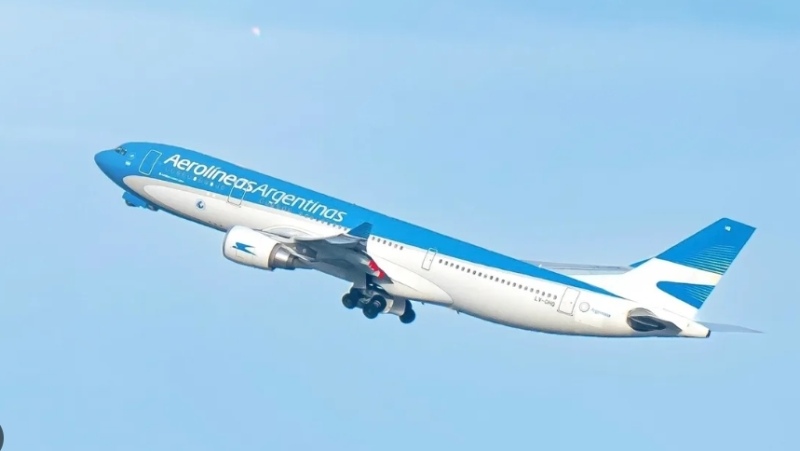 Aerolíneas Argentinas rompe el récord de personas transportadas este 2023