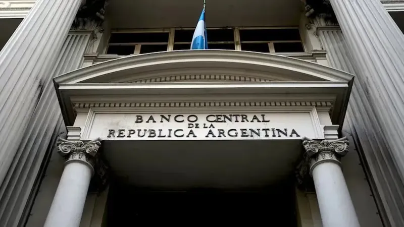 El Banco Central aprobó la emisión de billetes de $10.000 y $20.000