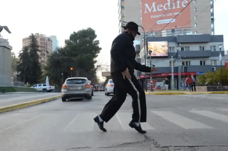 El ”Moonwalk” más largo del mundo lo hizo un argentino!