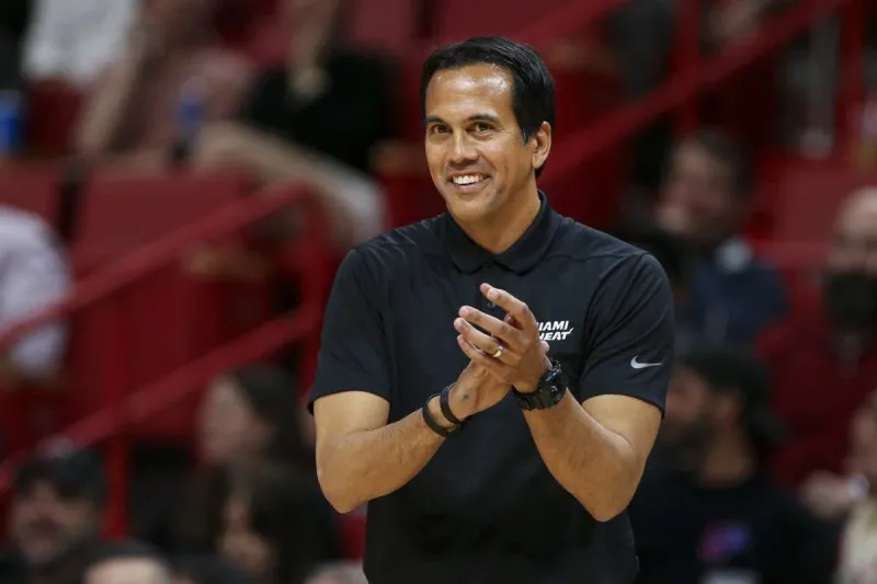 ¡Récord! Spoelstra firmó el mayor contrato de un entrenador en la historia de la NBA