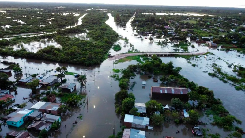 Se evacuaron a más de 800 personas por el temporal en Corrientes