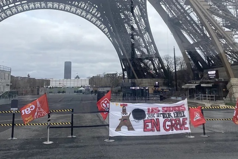 Cerraron la Torre Eiffel para la visita turística: ¿Qué pasó?